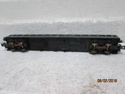 HO SCALE : LIMA DB SECOND CLASS COACH - LOT 361R
