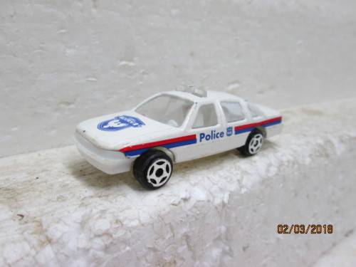 DIE CAST POLICE CAR - LOT 664R