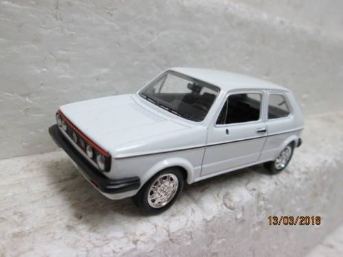 1:43 SCALE DIE-CAST -DELPRADO- VW GOLF GTI 1984 - LOT 827R