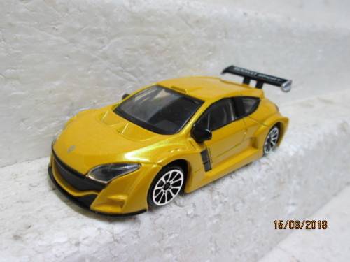 BBURAGO- 1:43 SCALE- RENAULT MEGANE SPORT - LOT 946R