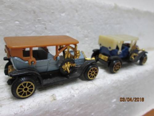 DIE CAST : OLD TIMER CARS x8 - LOT 372S