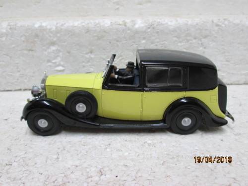 DIE CAST 1:43 SCALE : UNIVERSAL HOBBIES ROLLS ROYCE PHANTOM - LOT 534S