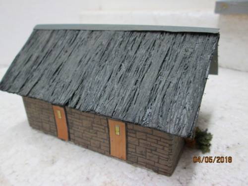 HO SCALE : x6 HANDMADE BUILDINGS - LOT 859S