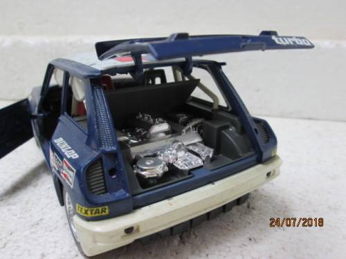 1:24 SCALE BBURAGO RENAULT 5 TURBO RALLY CAR - LOT 710T