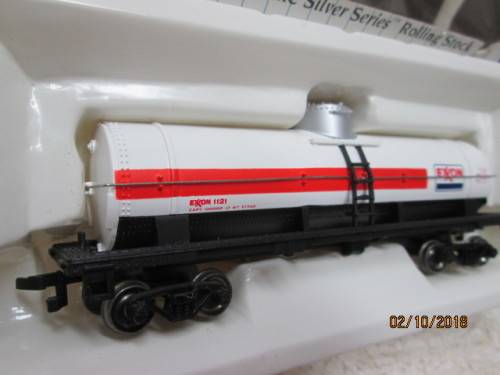 HO SCALE : BACHMANN SILVER SERIES EXXON TANKER (BOXED) - LOT 224U