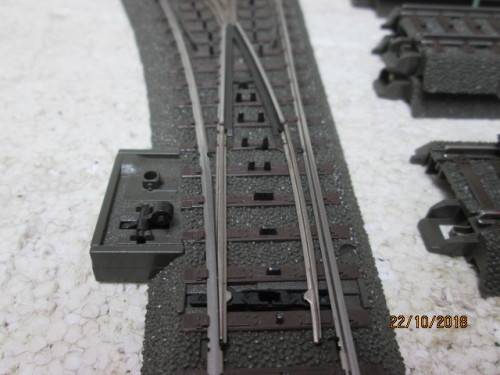 HO SCALE : MARKLIN TRACK & ACCESSORIES - LOT 568U