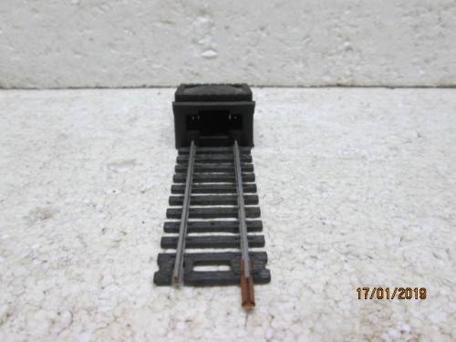 HO/OO SCALE : LIMA SHORT STRAIGHT WITH COALBOX / BUFFER STOP  (No 3025) - LOT 528V