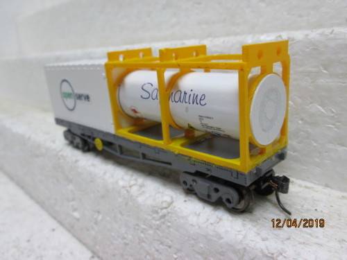 HO SCALE SAR SML CONTAINER WAGON (OPEN SERVE / SAFMARINE) BOXED - LOT 884V
