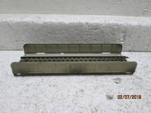HO SCALE MARKLIN M TRACK BRIDGE (SOLID SIDES) - LOT 647W