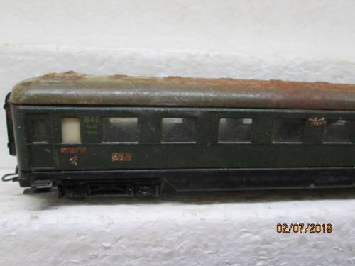 HO SCALE : MARKLIN x4 COACHES (DARK GREEN) - LOT 671W