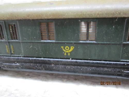 HO SCALE : MARKLIN x4 COACHES (DARK GREEN) - LOT 671W