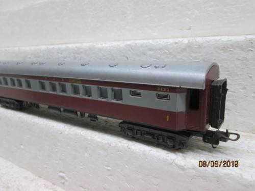 HO SCALE : LIMA SAR TRANS-KAROO FIRST CLASS COACH (BOXED) - LOT 204X