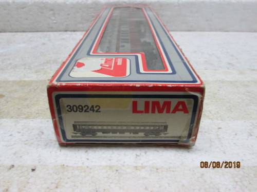 HO SCALE : LIMA SAR TRANS-KAROO FIRST CLASS COACH (BOXED) - LOT 204X