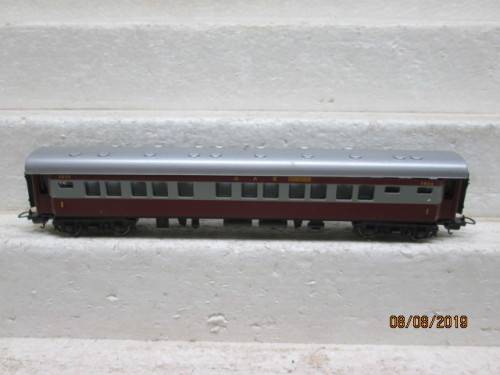 HO SCALE : LIMA SAR TRANS-KAROO FIRST CLASS COACH - LOT 207X