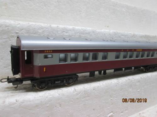 HO SCALE : LIMA SAR TRANS-KAROO FIRST CLASS COACH - LOT 207X