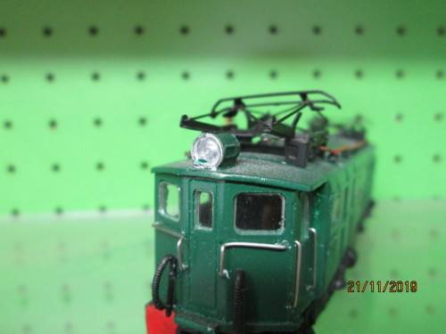 REDUCED TO CLEAR : HO SCALE : LOCOMOTIVE OLD STYLE HEADLIGHTS X10
