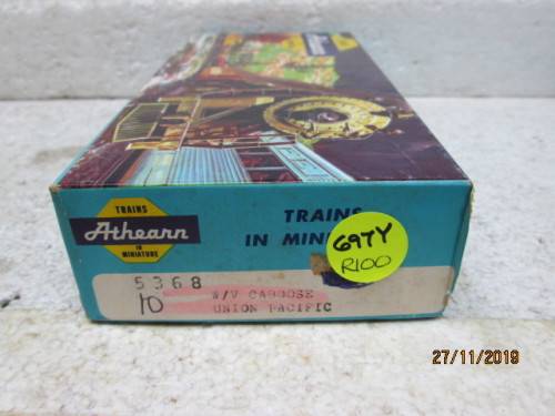 HO SCALE : ATHEARN UNION PACIFIC CABOOSE (BOXED) - LOT 697Y