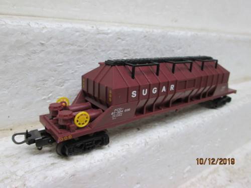 HO SCALE : LIMA SAR FCD SUGAR WAGON (BOXED) - LOT 741Y