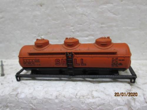N SCALE : SCRAPYARD - LOT 986Y