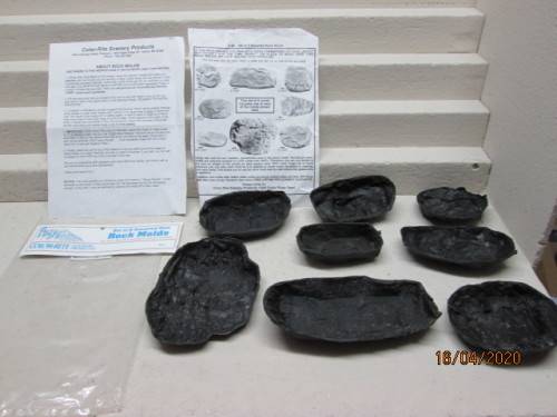 HO SCALE : COLOR-RITE: SILICON ROCK MOULDS x8 - LOT 384AA