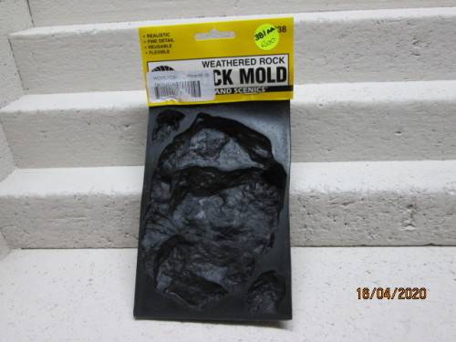 HO SCALE : WOODLAND SCENICS : SILICON ROCK MOULD C1238 - LOT 381AA