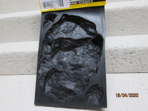 HO SCALE : WOODLAND SCENICS : SILICON ROCK MOULD C1238 - LOT 381AA