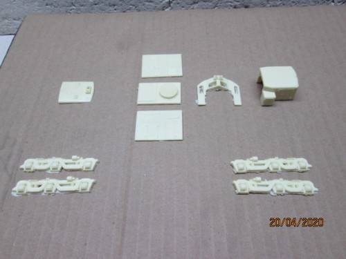 HO SCALE : SAR CLASS 33 DIESEL LOCOMOTIVE DETAIL KIT - LOT 497AA