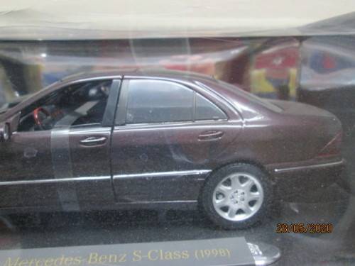 1:18 SCALE : MAISTO MERCEDES BENZ S CLASS 1998 (BOXED) - LOT 853AA