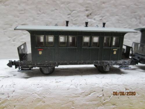 N SCALE: MINITRIX : OLD STYLE COACHES X3 - BOXED
