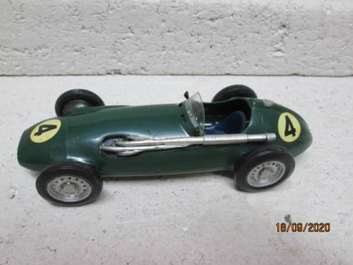 1:24 SCALE : MERIT RACING CAR - GP BRM 1956 - BOXED