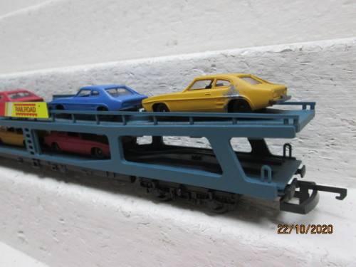 OO SCALE : HORNBY : CAR CARRIER - BOXED