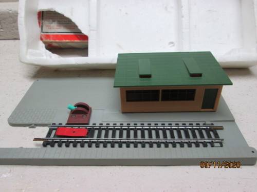 HO SCALE : LIMA : ROLLING STOCK ROAD TRANSPORTER - BOXED