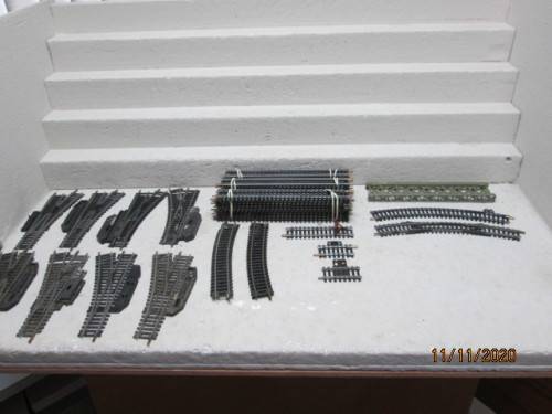 HO SCALE : LIMA TRACK : X48 PIECES