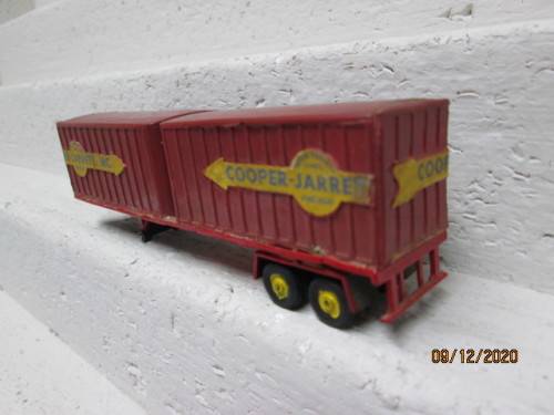 HO SCALE : COOPER JARRETT ROAD TRAILER