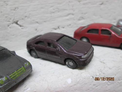 HO SCALE : ENTRY LEVEL CARS X5