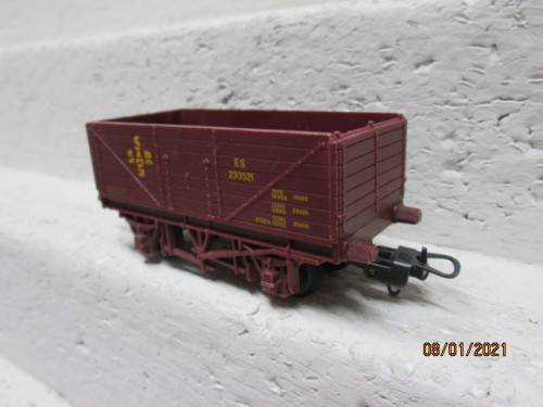 HO SCALE : LIMA : SAR ES SHORT OPEN GOODS