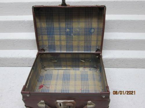 ANTIQUE SCHOOL SUITCASE