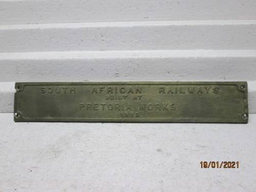 SOUTH AFRICAN RAILWAY - COACH PLATE - 1919 - BUILT IN PRETORIA