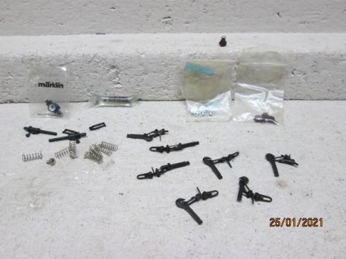 G SCALE : OLD STYLE COUPLINGS - X7 + BITS AND PIECES