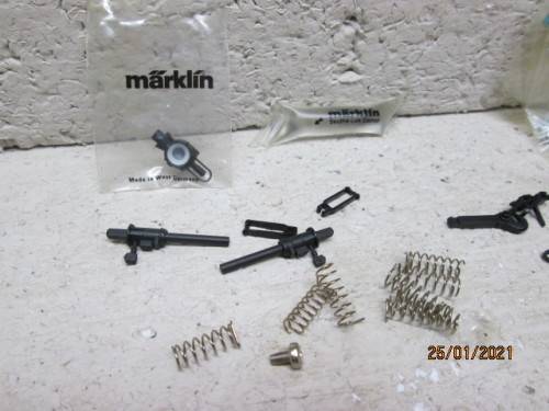 G SCALE : OLD STYLE COUPLINGS - X7 + BITS AND PIECES