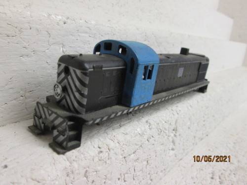 HO SCALE : ATHEARN : RS SANTE FE DIESEL BODY ONLY