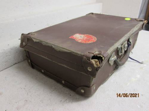 OLD ANTIQUE SCHOOL SUITCASE