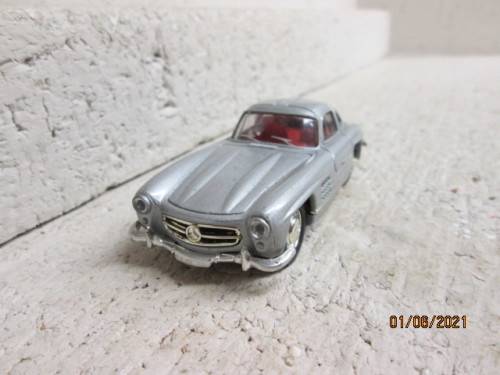 1:43 SCALE : DEL PRADO : 1955 MERCEDES BENZ 300 SL