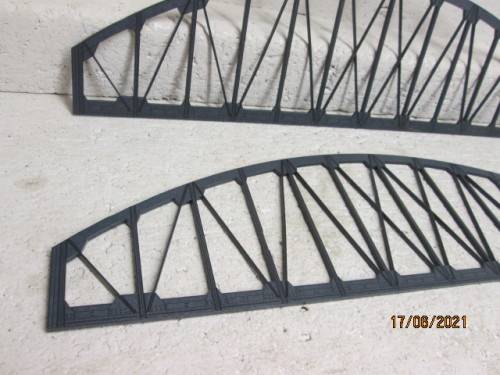 HO SCALE : CURVED CHORD TRUSS BRIDGE SIDES SET