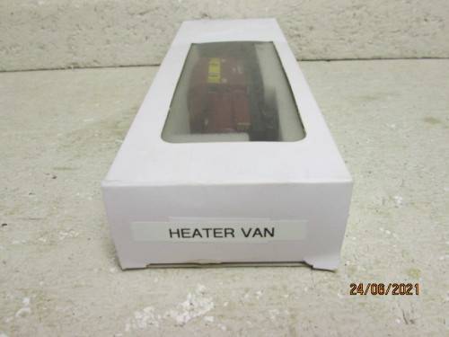 HO SCALE : SAR STEAM HEATER VAN - BOXED