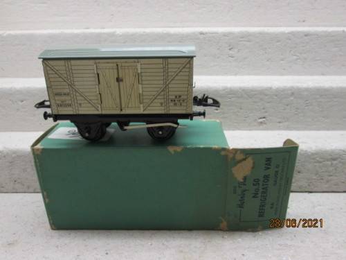 O GUAGE : HORNBY : REFRIDGERATOR VAN - BOXED