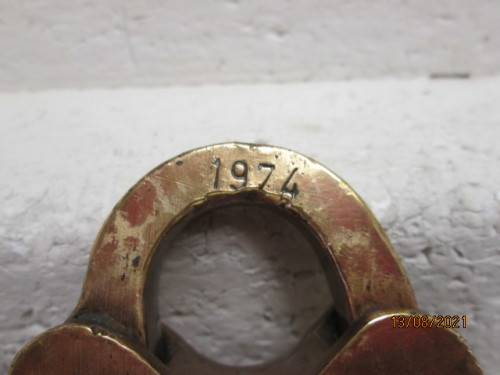 SOUTH AFRICAN RAILWAYS : CHUBB BRASS LOCK - 1974