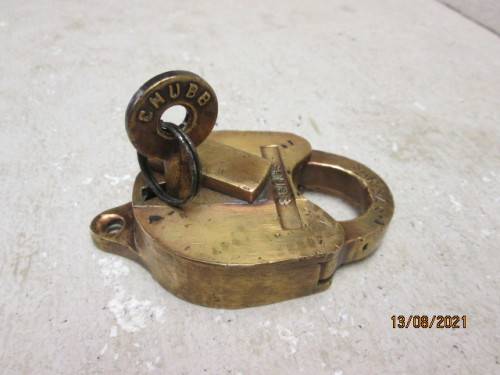 SOUTH AFRICAN RAILWAYS : CHUBB BRASS LOCK - 1974