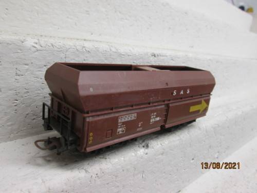 HO SCALE : LIMA SAR : AUTO COAL HOPPER
