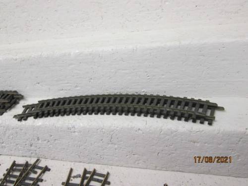 HO SCALE : FLIESCHMANN BRASS TRACK - X31 PIECES